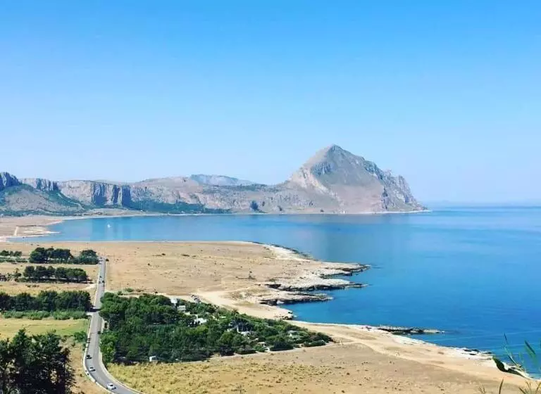 تختخواب و صبحانه L'isola Del Sole