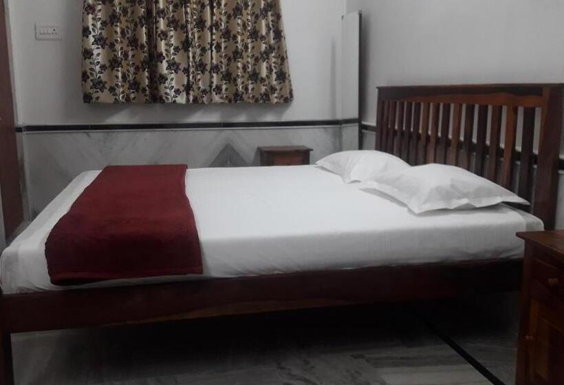 Pensão Abhay Villas Guest House