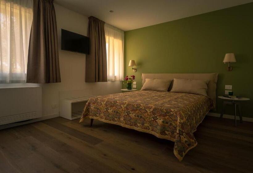 هتل Agriturismo Relais Maddalene101