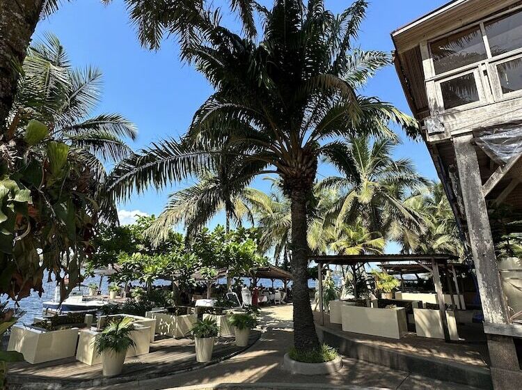 هتل Coucoue Lodge