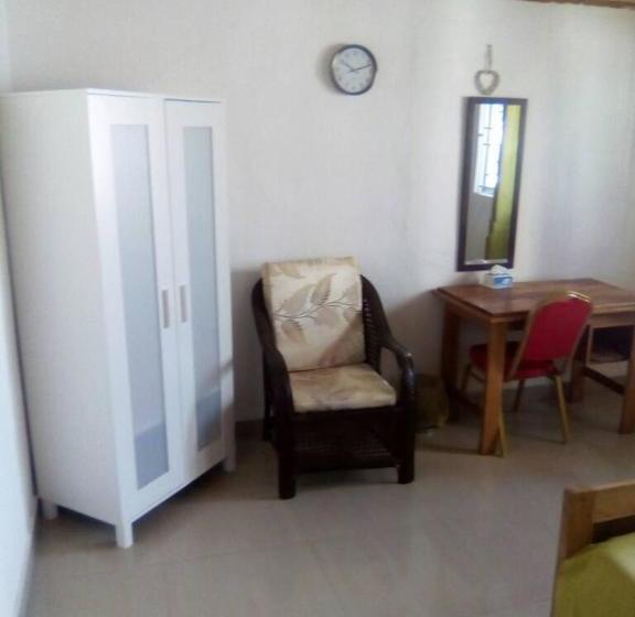 펜션 Airport Lodge Lungi