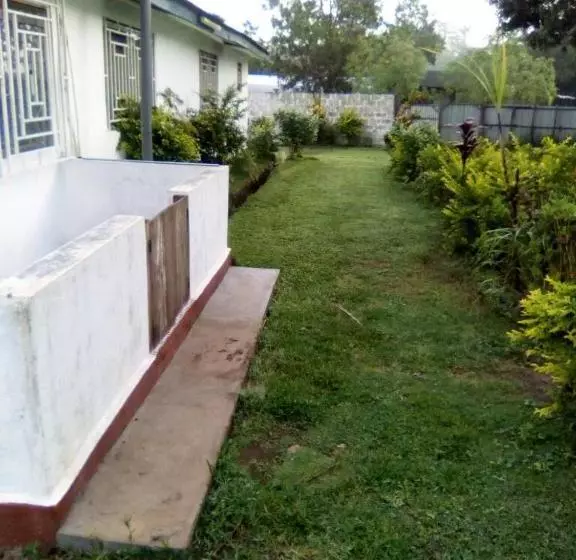 Majatalo Airport Lodge Lungi