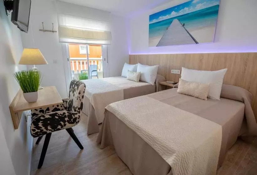 پانسیون Petit Malaga Congress