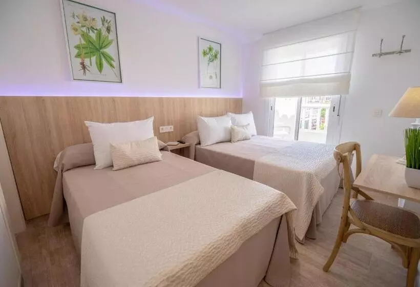 پانسیون Petit Malaga Congress