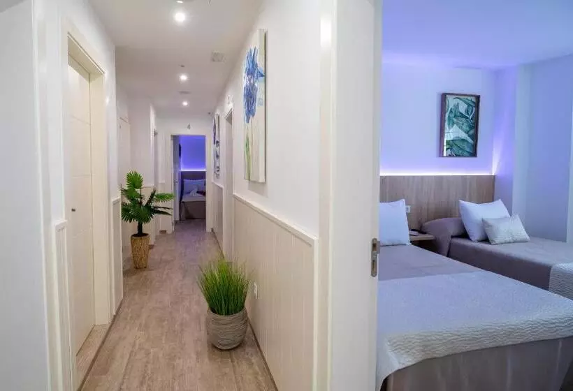 پانسیون Petit Malaga Congress