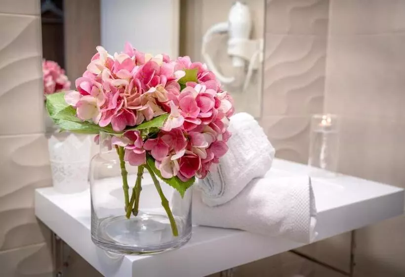 پانسیون Petit Malaga Congress