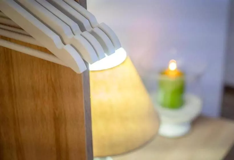 پانسیون Petit Malaga Congress