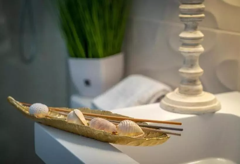 پانسیون Petit Malaga Congress