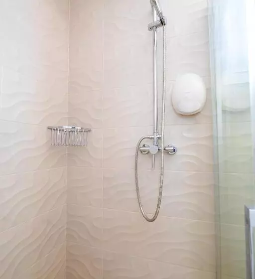 پانسیون Petit Malaga Congress