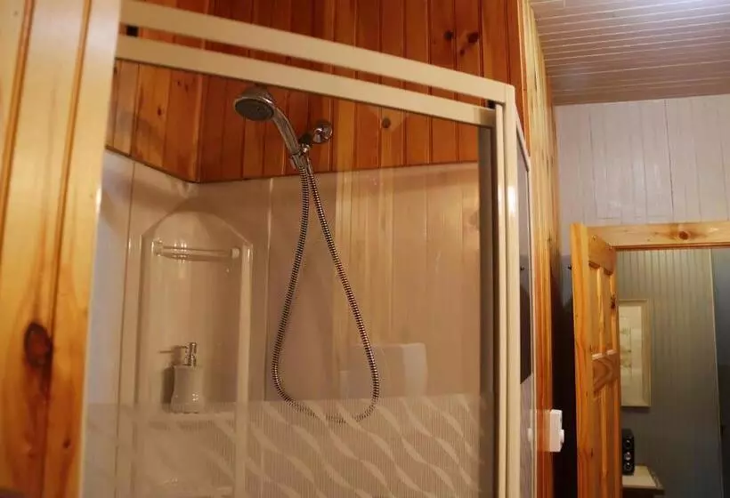 Retkeilymaja Chez Casimir