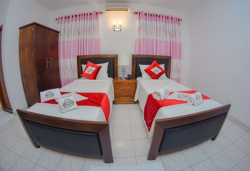 Отель Asian Grand