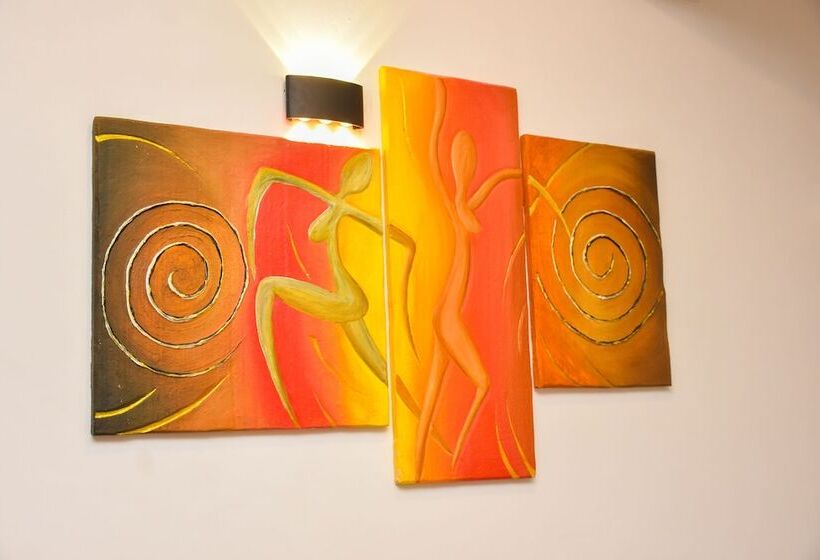 Отель Asian Grand