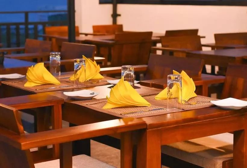 هتل Asian Grand