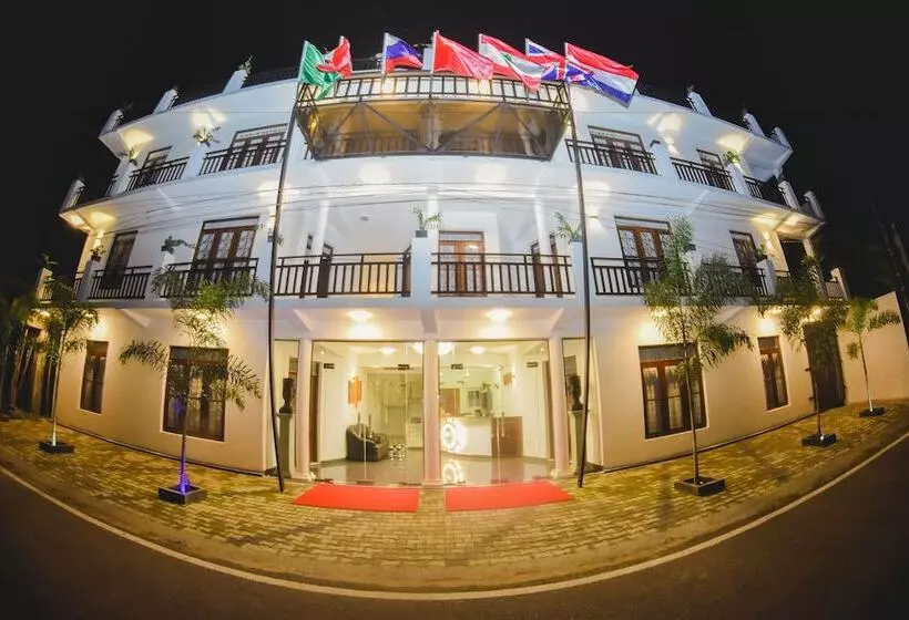 هتل Asian Grand