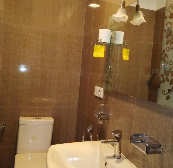 בית מלון כפרי Rest Master Luxury Holiday Bunglaw