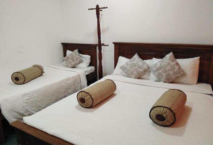 בית מלון כפרי Rest Master Luxury Holiday Bunglaw