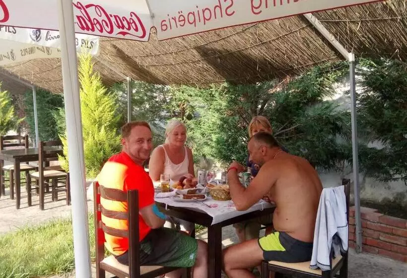 ベッドアンドブレックファースト Villa Juri Garden