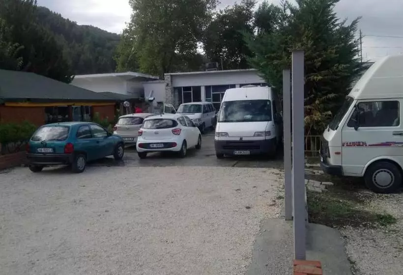 ベッドアンドブレックファースト Villa Juri Garden