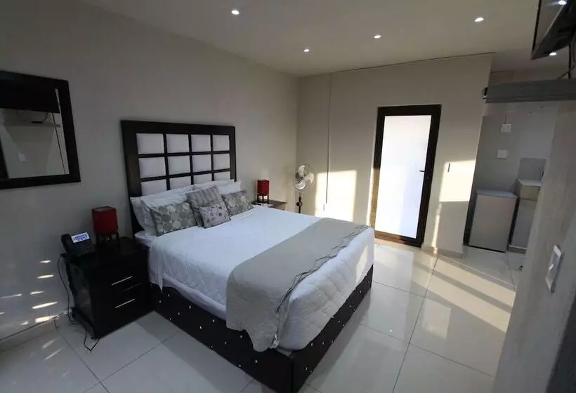 Hotelli Naldorado Executive Villa