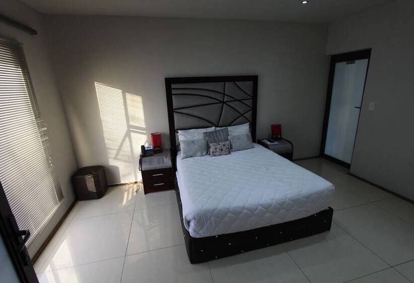 בית מלון כפרי Naldorado Executive Villa