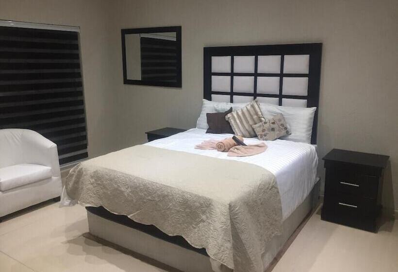 בית מלון כפרי Naldorado Executive Villa