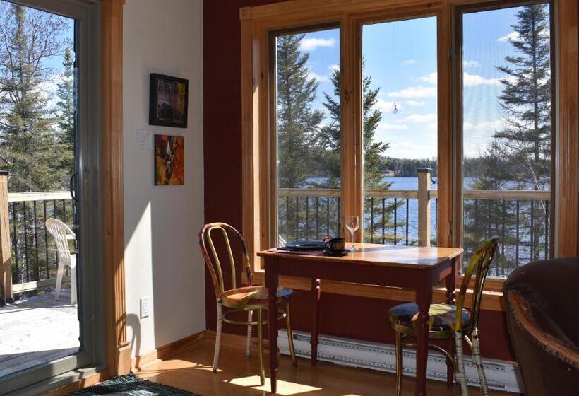 膳宿费 Le Gite De La Renarde