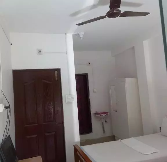 ペンション Parisha Residency  Temple Side