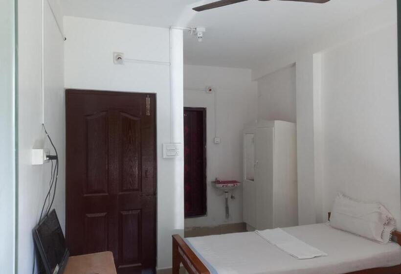 펜션 Parisha Residency  Temple Side