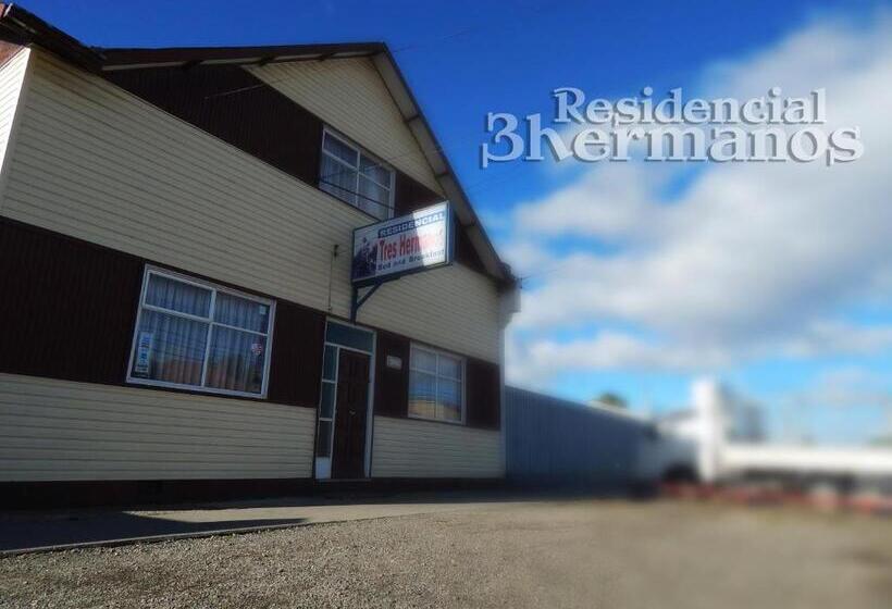 Hostel Residencial Tres Hermanos