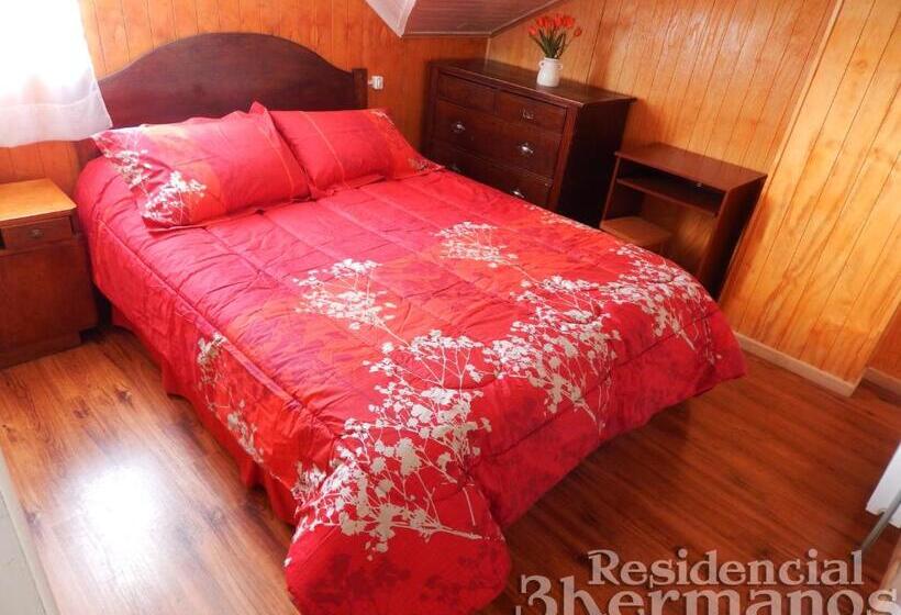 Hostel Residencial Tres Hermanos