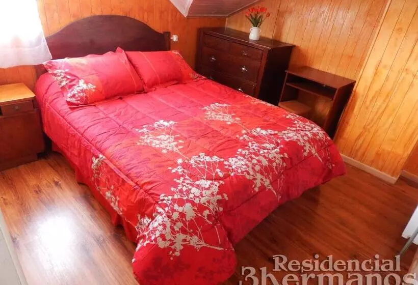 ユースホステル Residencial Tres Hermanos