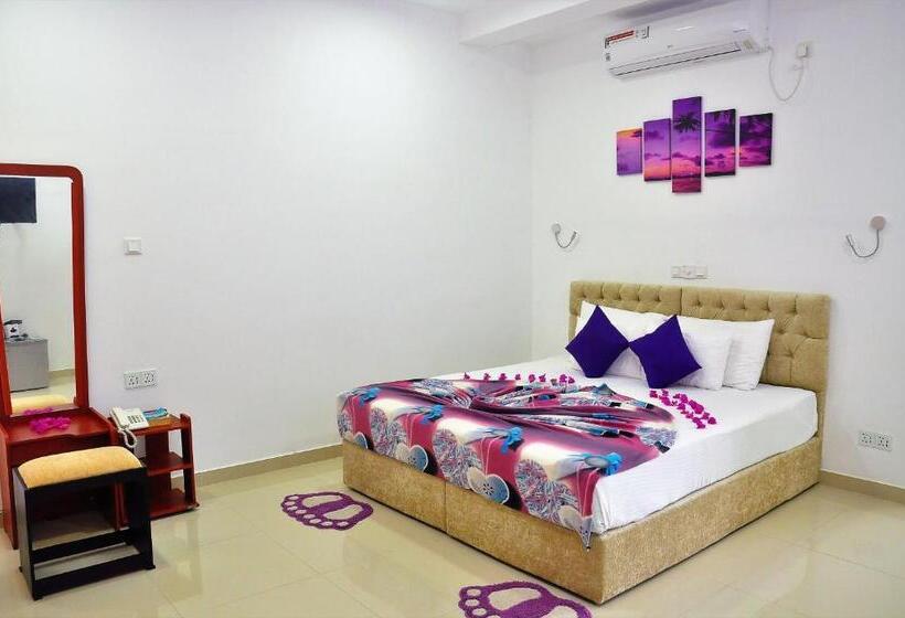 Отель Amber House Lanka