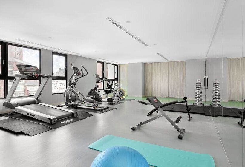 هتل Four Points By Sheraton Yilan Jiaoxi