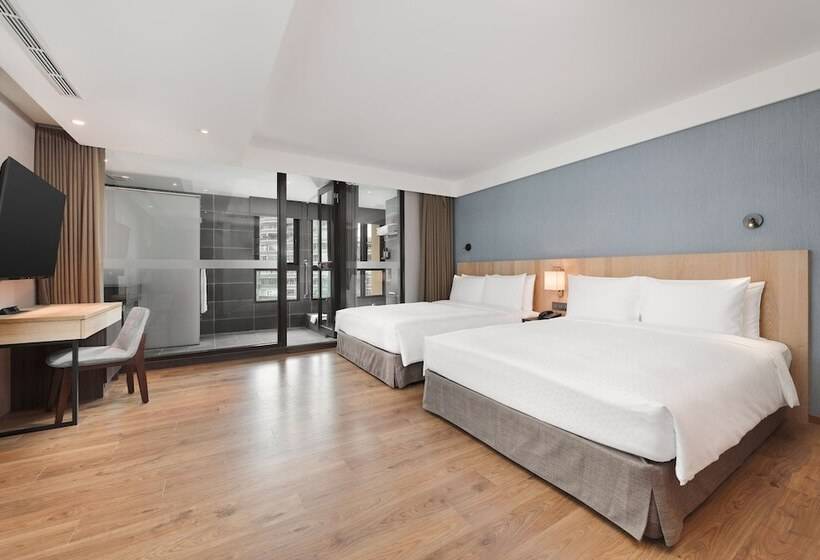 هتل Four Points By Sheraton Yilan Jiaoxi