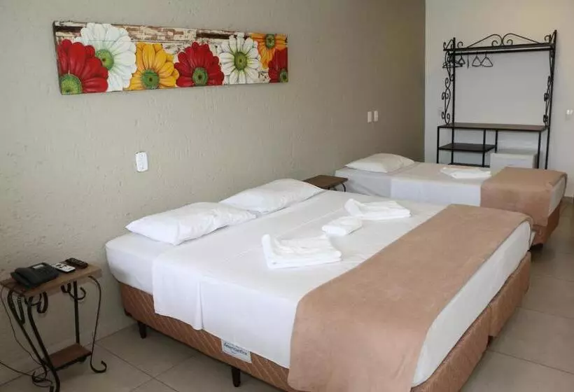 Retkeilymaja Pousada Nossa Senhora Aparecida