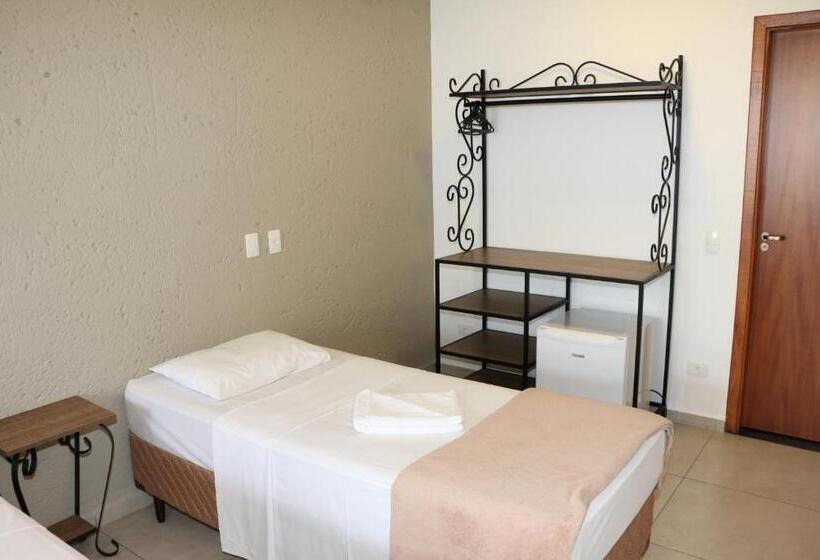 Общежитие Pousada Nossa Senhora Aparecida