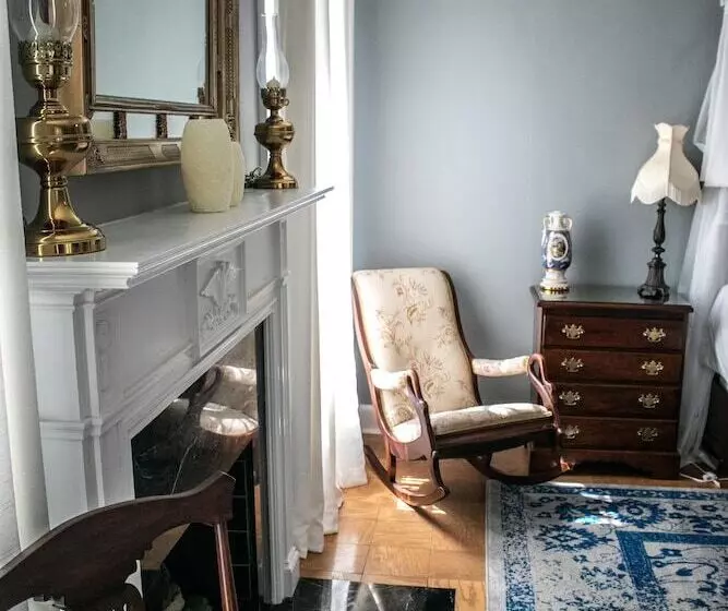 Governor S Inn B&b