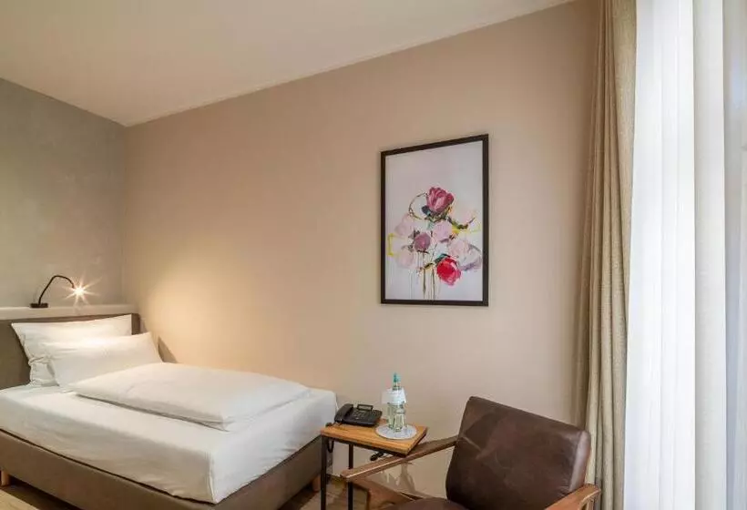 Hotelli Hof Ehrenfels