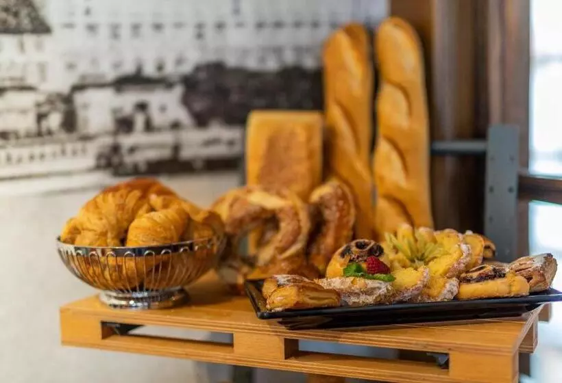 Hotelli Hof Ehrenfels