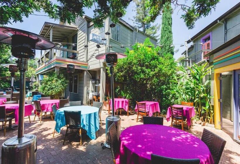 Panama Hotel And Suites