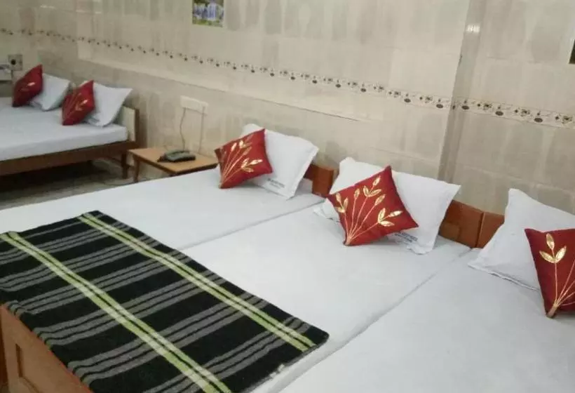 ペンション Abirami Guest House