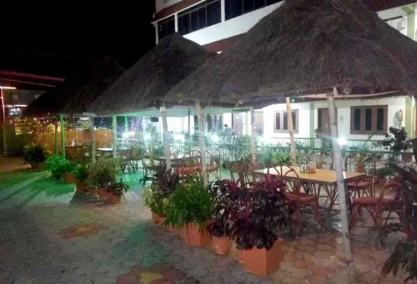 ペンション Abirami Guest House