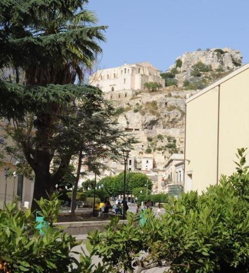 مبيت وإفطار Il Gelsomino