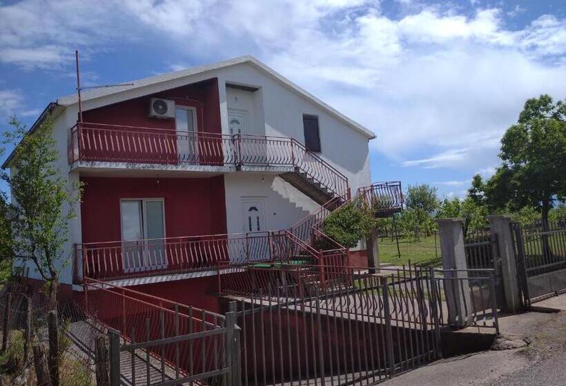 هتل Airport Home Radinovic