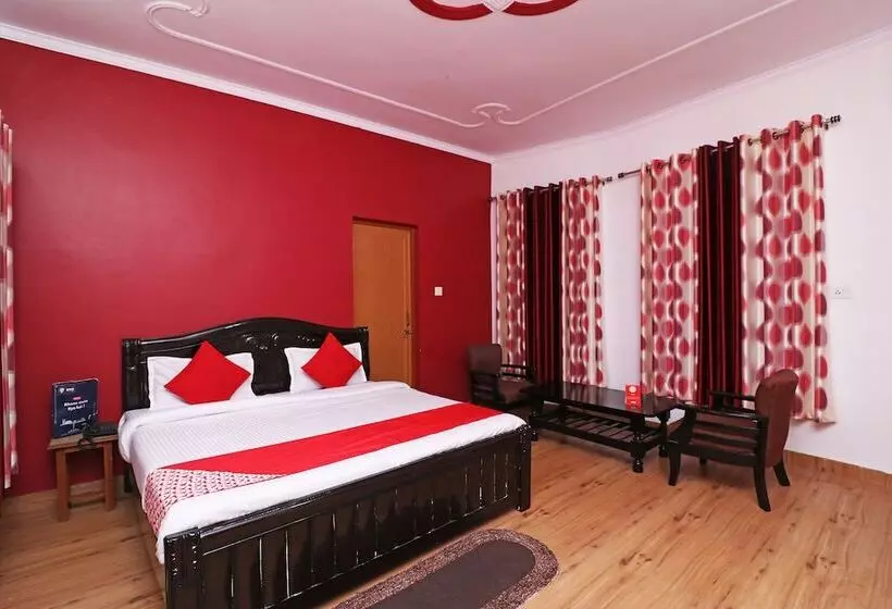 Oyo 26598 Apical Resort