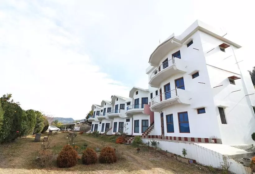 Oyo 26598 Apical Resort