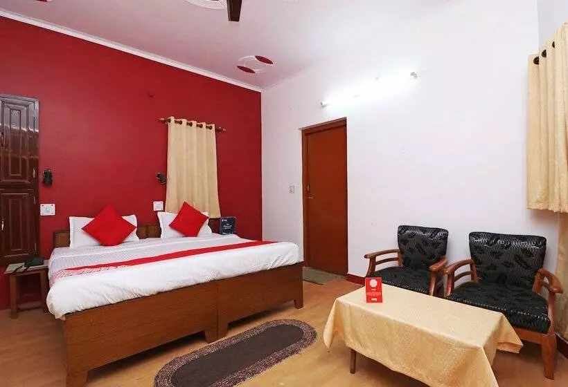 Oyo 26598 Apical Resort