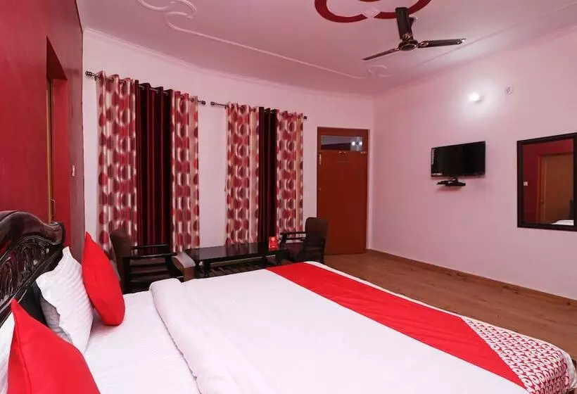 Oyo 26598 Apical Resort
