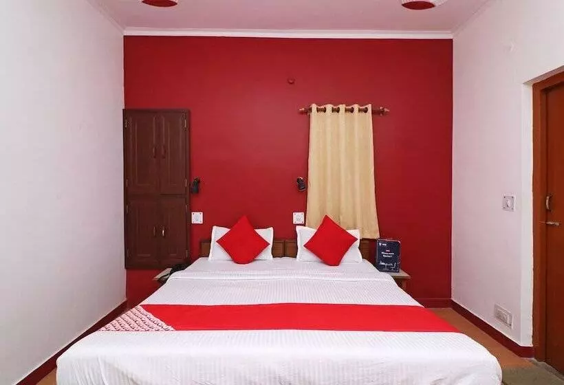 Oyo 26598 Apical Resort