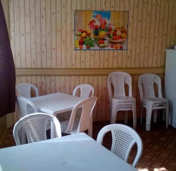 پانسیون Guest House Giorgi